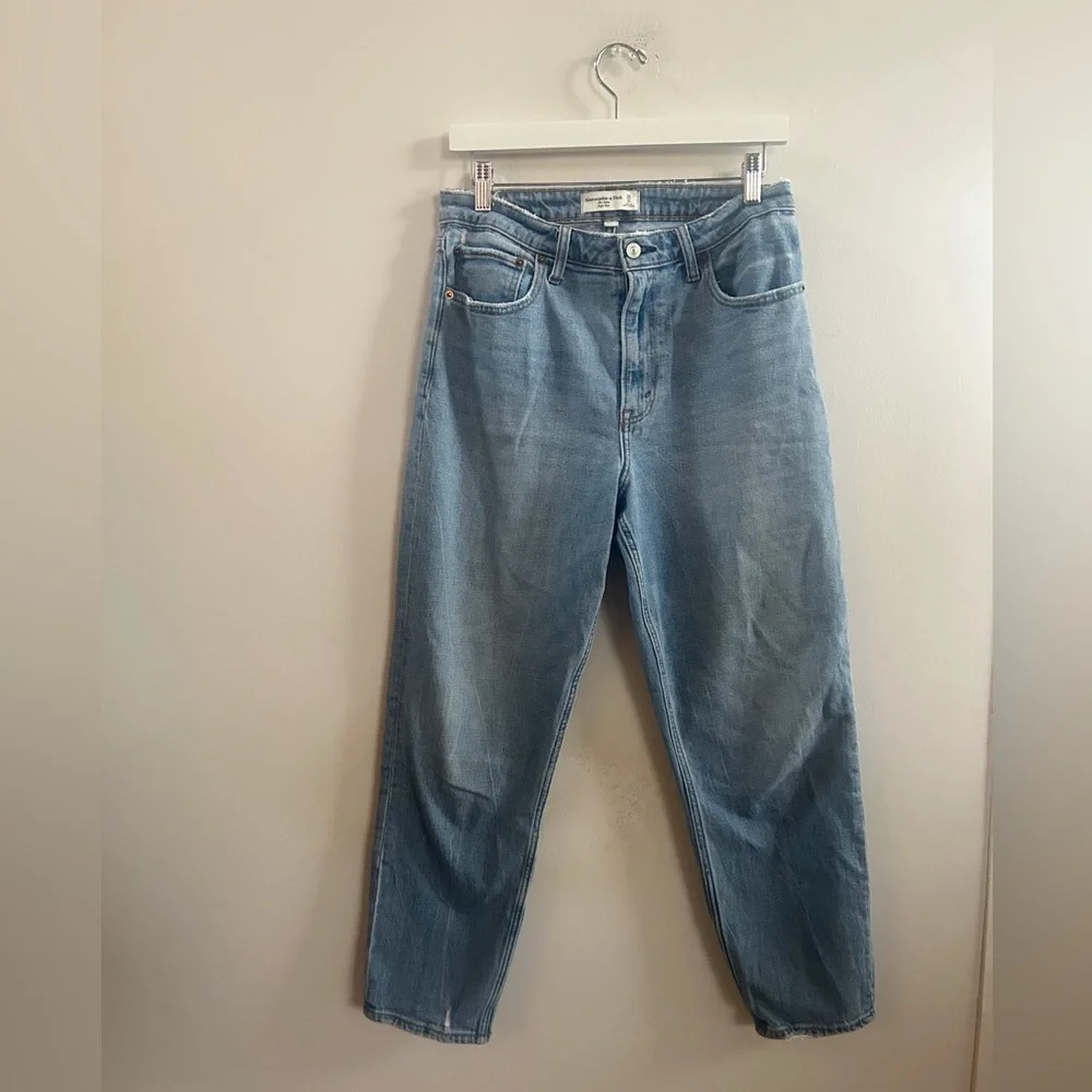 Abercrombie‎ mom high rise jeans 28 6